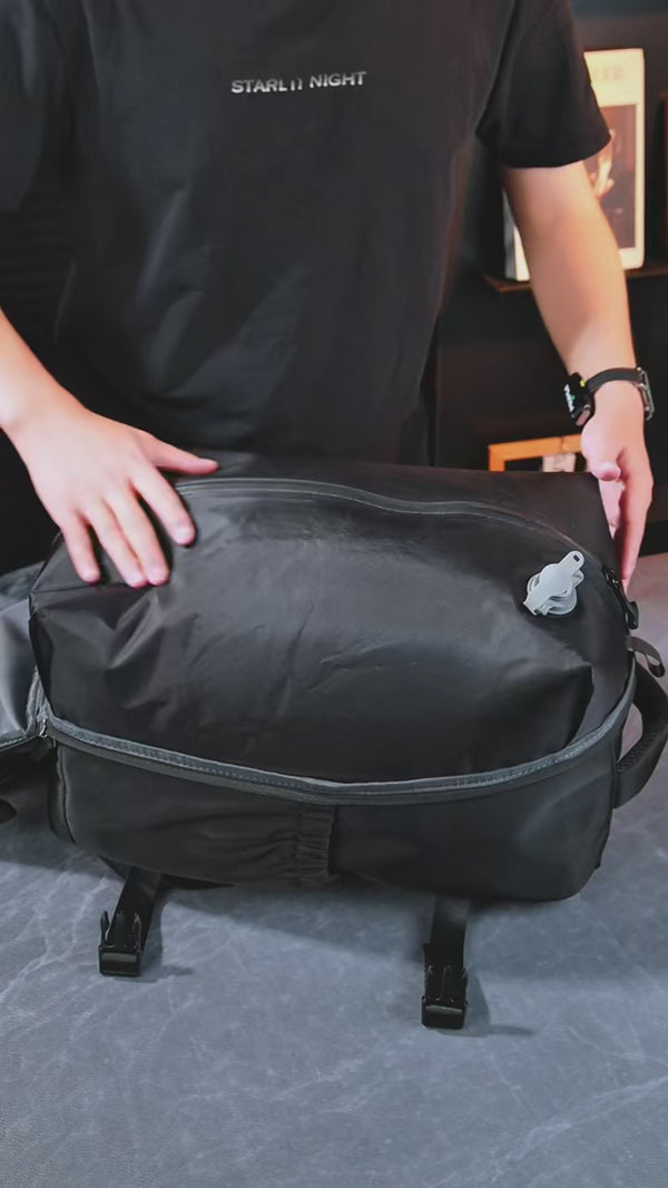 Vous en avez assez de choisir entre style, praticité et espace ?
🎒 Le Vivlaia AirPack™ vous montre comment voyager léger, compressé et organisé.
👇 Regardez la démonstration en vidéo !